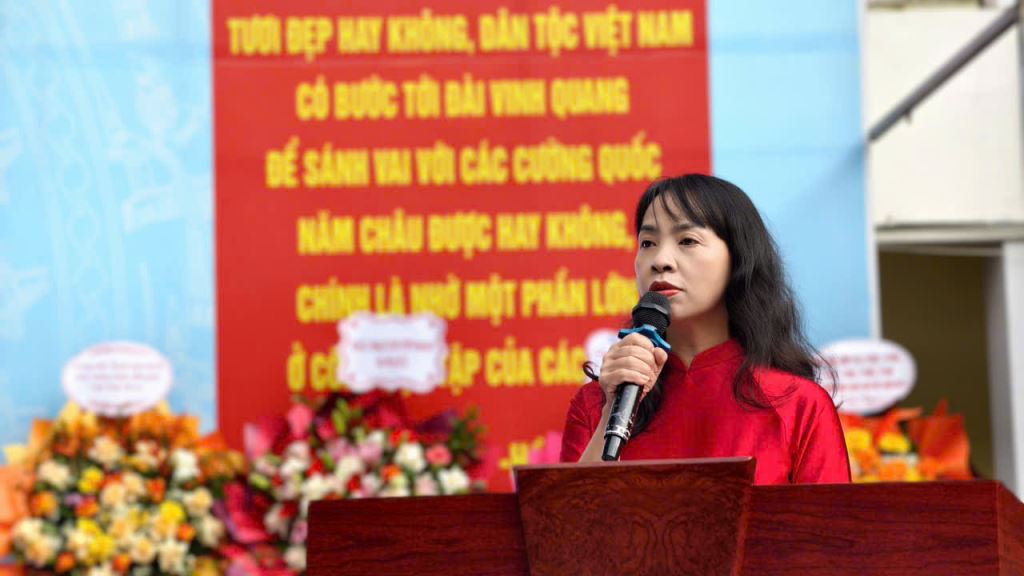 Nhà giáo Hoàng Ánh Phương